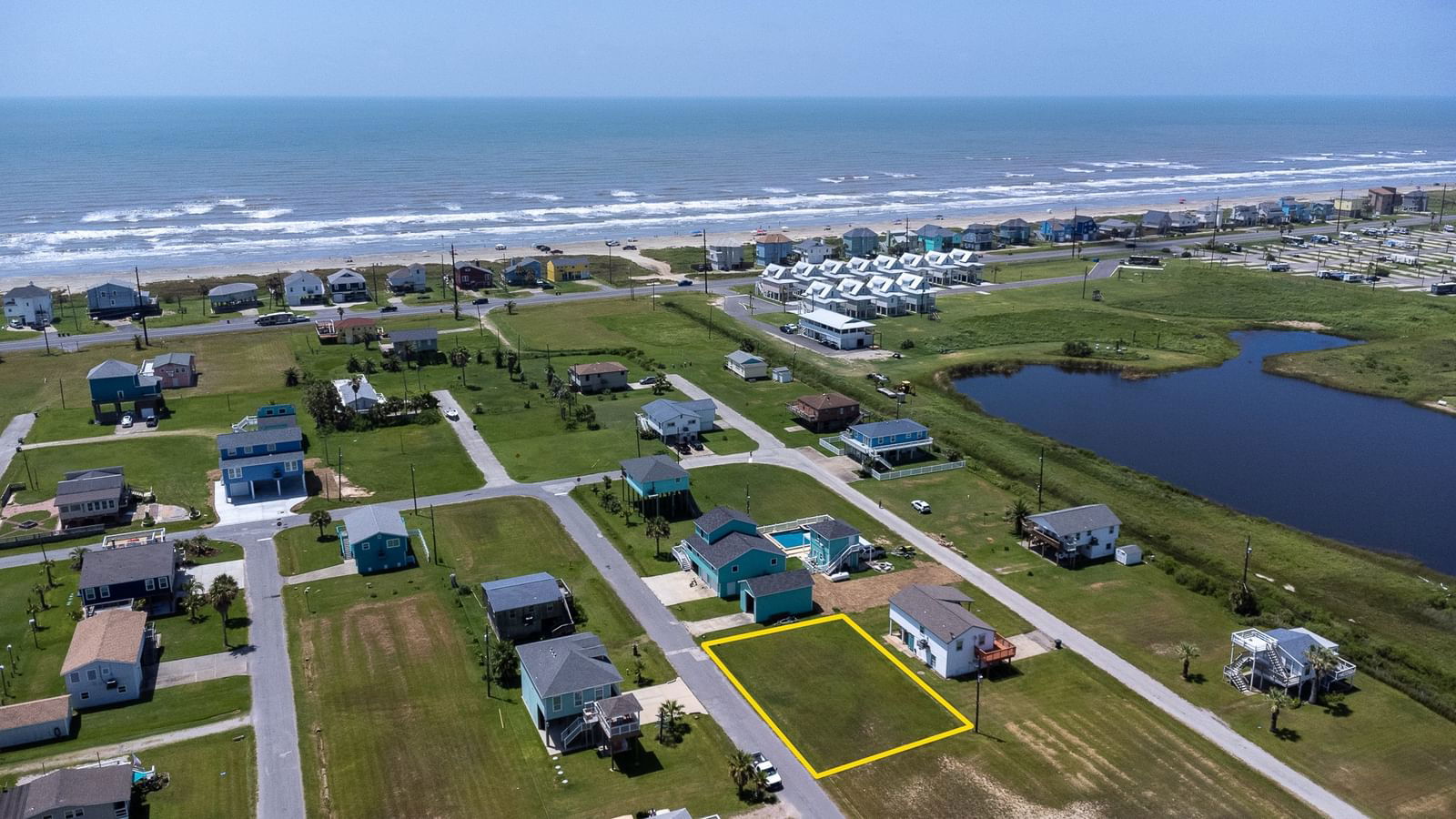 Real estate property located at Lot 332 6th St, Galveston, Bay Harbor, Galveston, TX, US