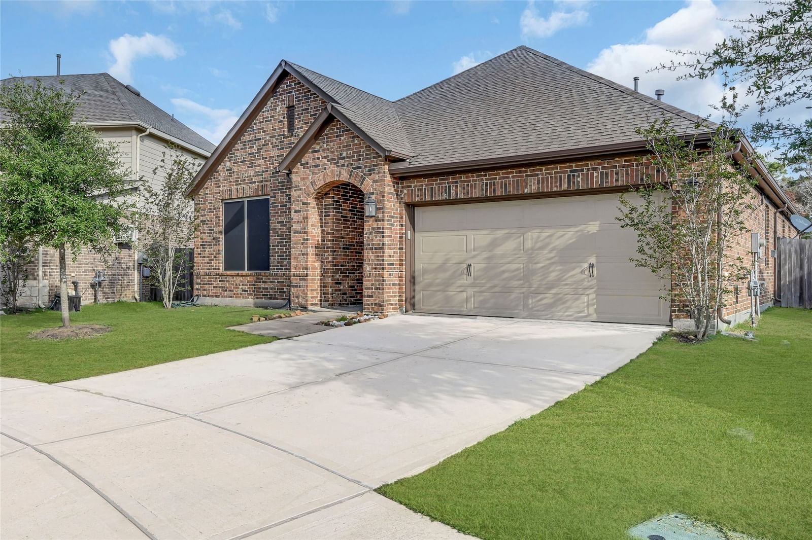 Real estate property located at 402 Bayberry Landing, Harris, Newport Court, Crosby, TX, US