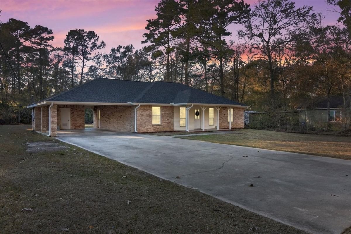 Real estate property located at 1230 Gentry, Hardin, Gentry Road Heights, Silsbee, TX, US