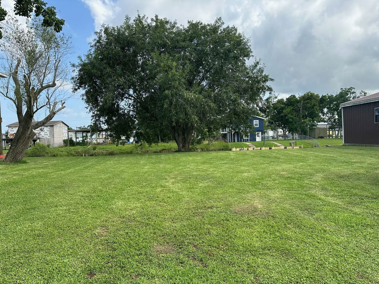 Real estate property located at 4522 County Road 459a, Brazoria, Two Js Harbor, Freeport, TX, US