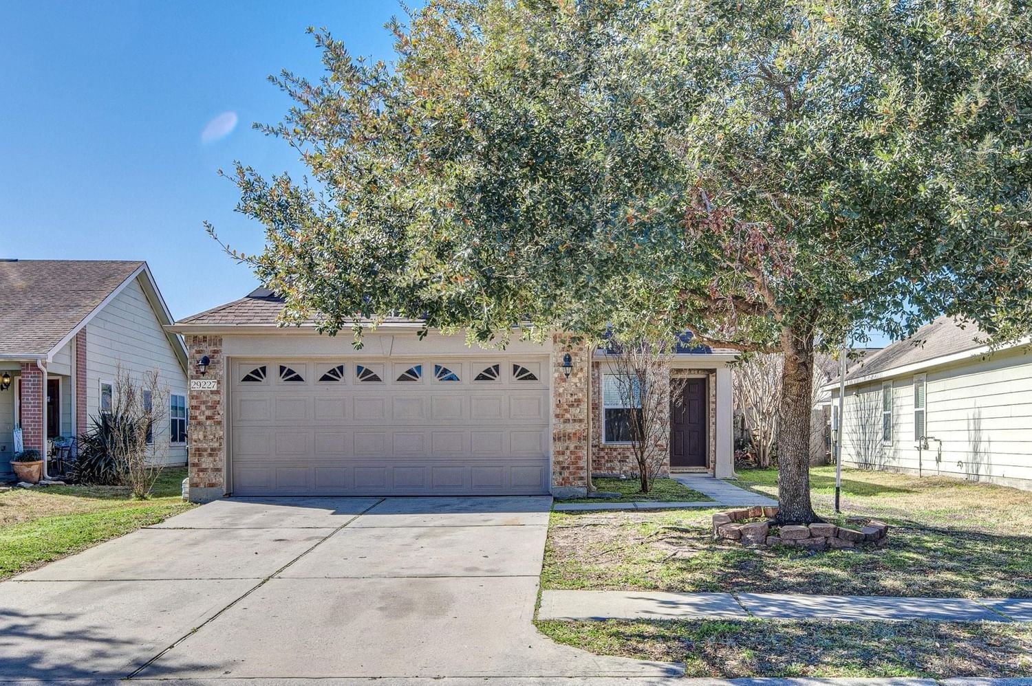 Real estate property located at 29227 Legends Beam Drive, Montgomery, Legends Run 12, Spring, TX, US