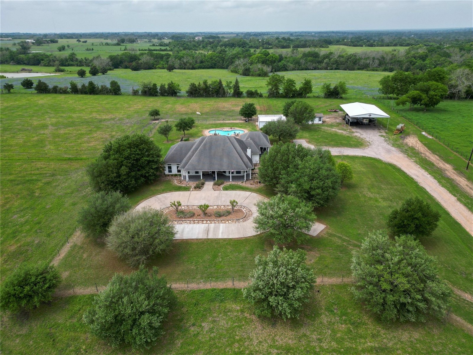 Real estate property located at 939 Old Nelsonville Road, Austin, Bellville, TX, US