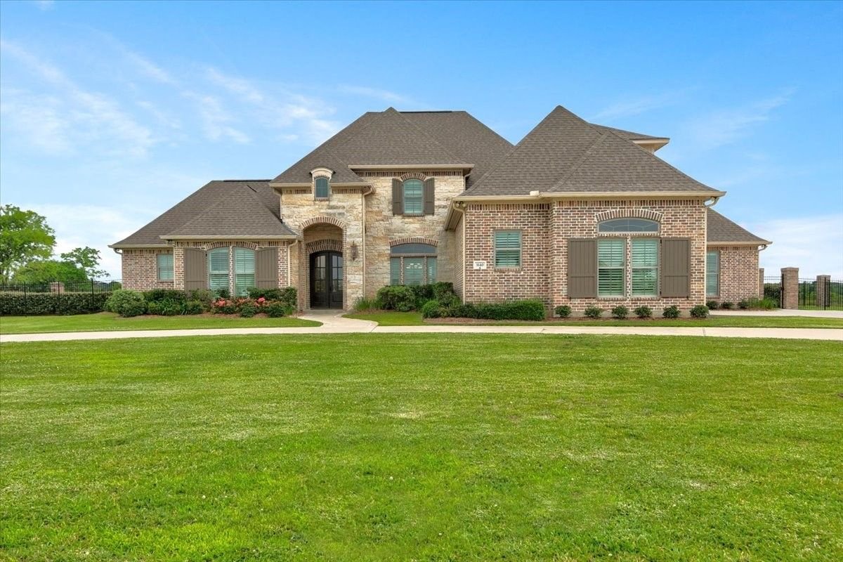 Real estate property located at 3140 Lakeside, Jefferson, Crescent On Walden Ph II, Beaumont, TX, US
