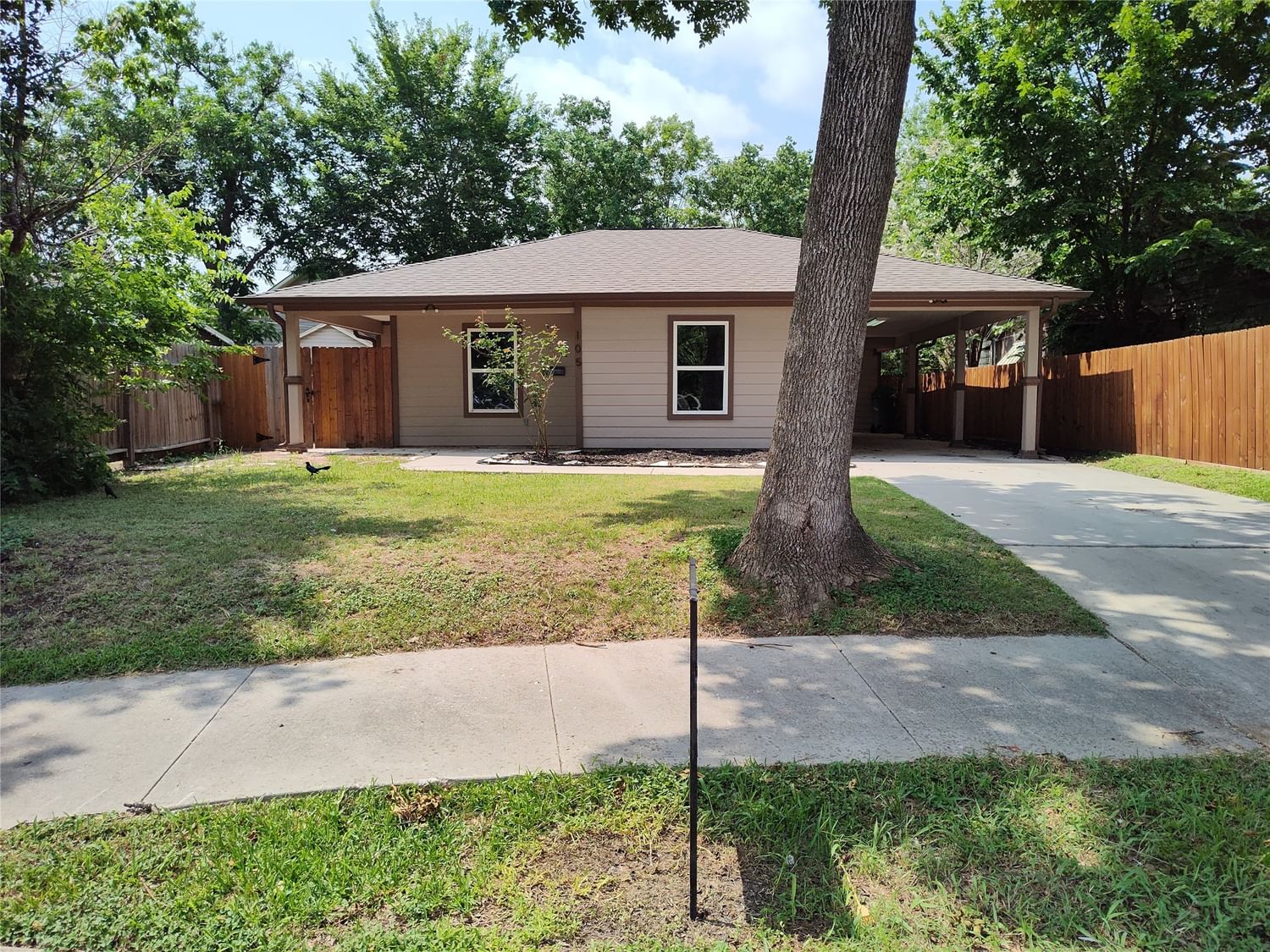 Real estate property located at 105 Ellaine, Harris, Vince Bayou Place Sec 02, Pasadena, TX, US