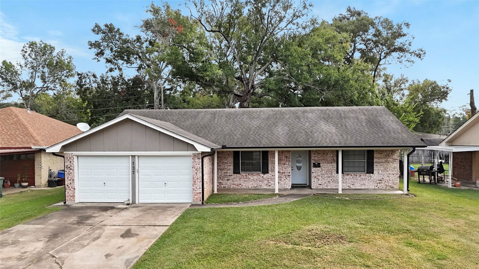 Real estate property located at 137 Briggs, Jefferson, Caldwood Forrest, Beaumont, TX, US