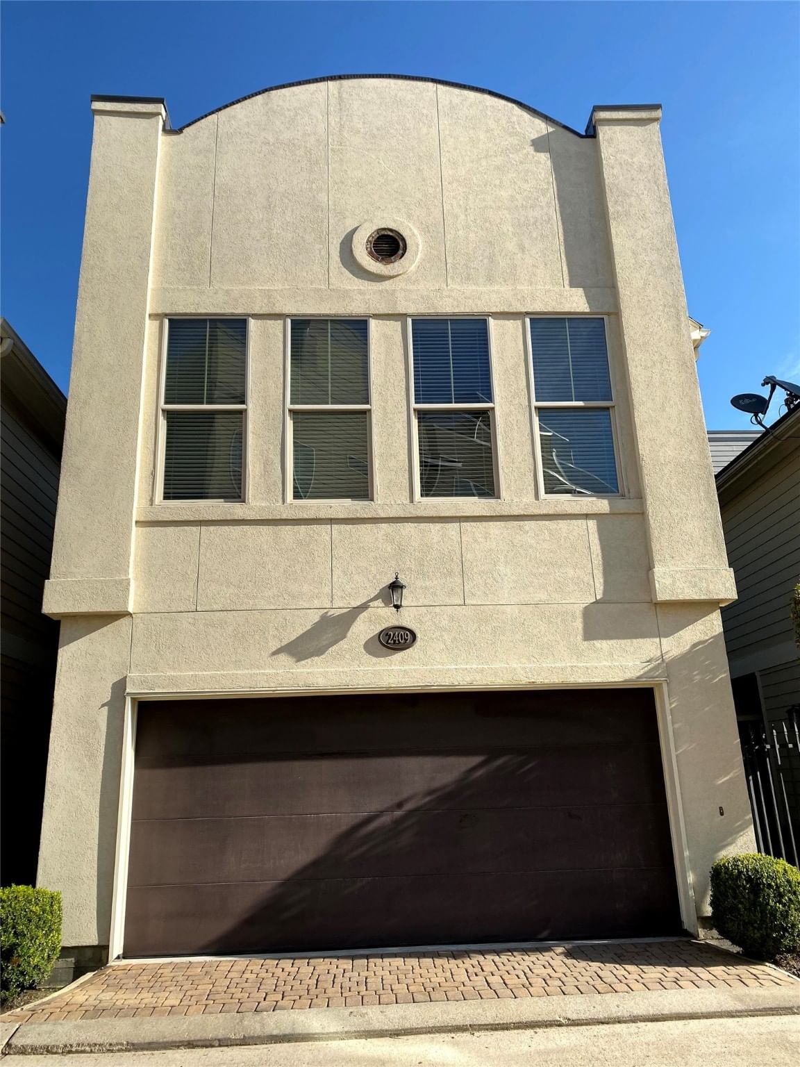 Real estate property located at 2409 Roufa, Harris, Waterhill Hms/Commerce Street, Houston, TX, US