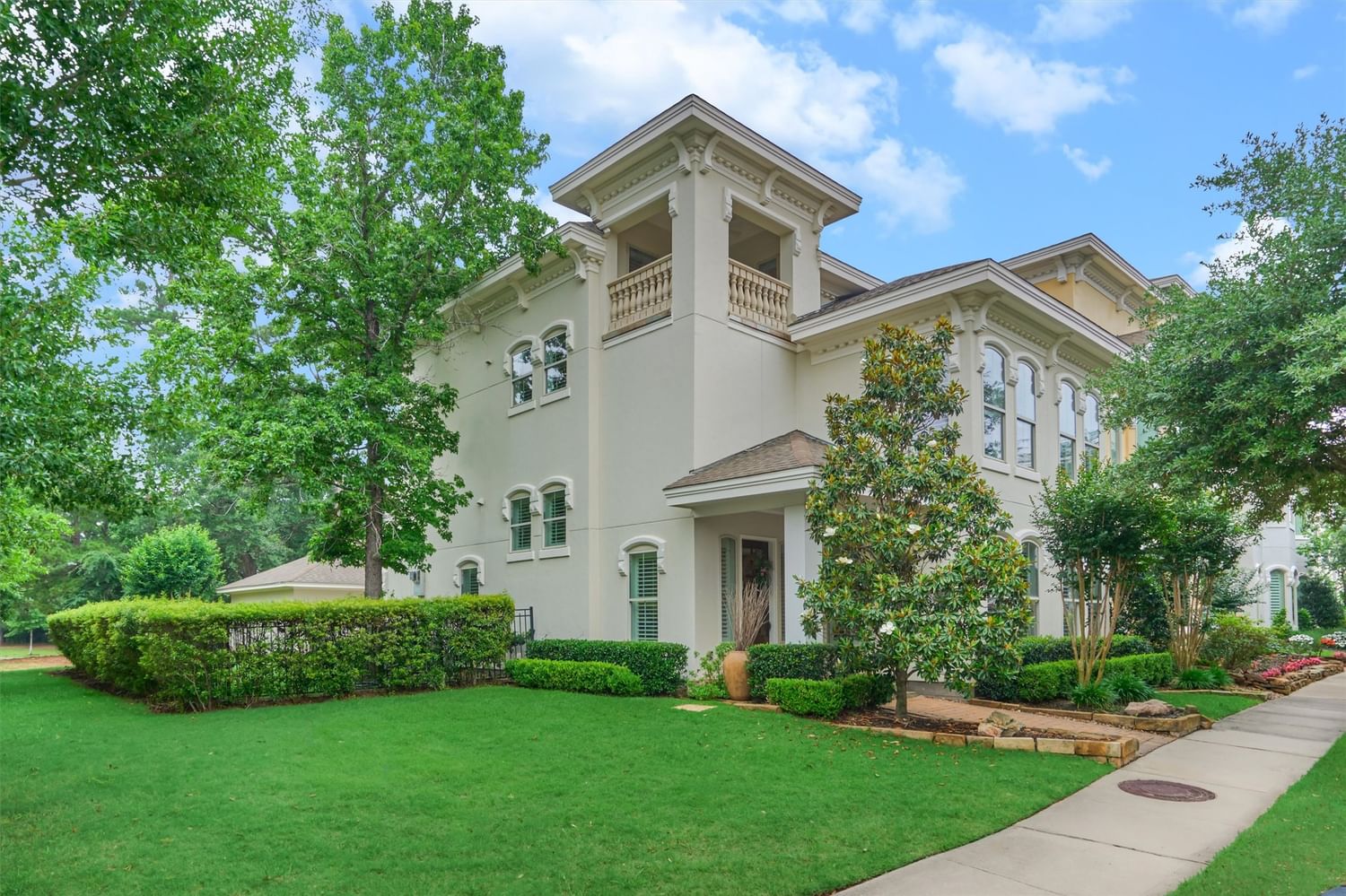 Real estate property located at 3 Olmstead, Montgomery, The Villas, The Woodlands, TX, US