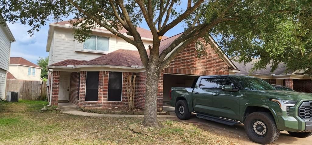 Real estate property located at 5614 Darby Square, Harris, Windsong Place, Houston, TX, US