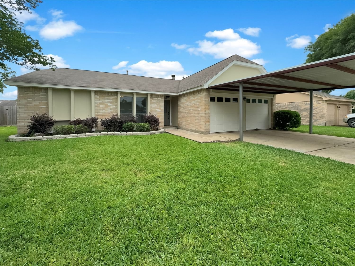 Real estate property located at 1106 Canyon Springs, Harris, Creekmont Sec 02, La Porte, TX, US