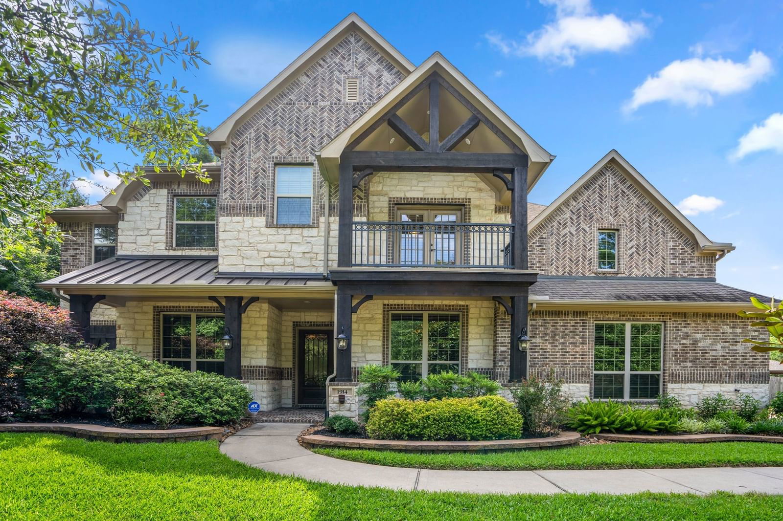 Real estate property located at 1914 Cliff Manor, Montgomery, Graystone Hills 07, Conroe, TX, US