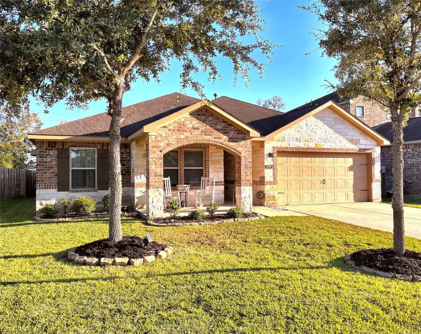 Real estate property located at 5911 Micah, Fort Bend, Kingdom Heights Sec 2, Rosenberg, TX, US