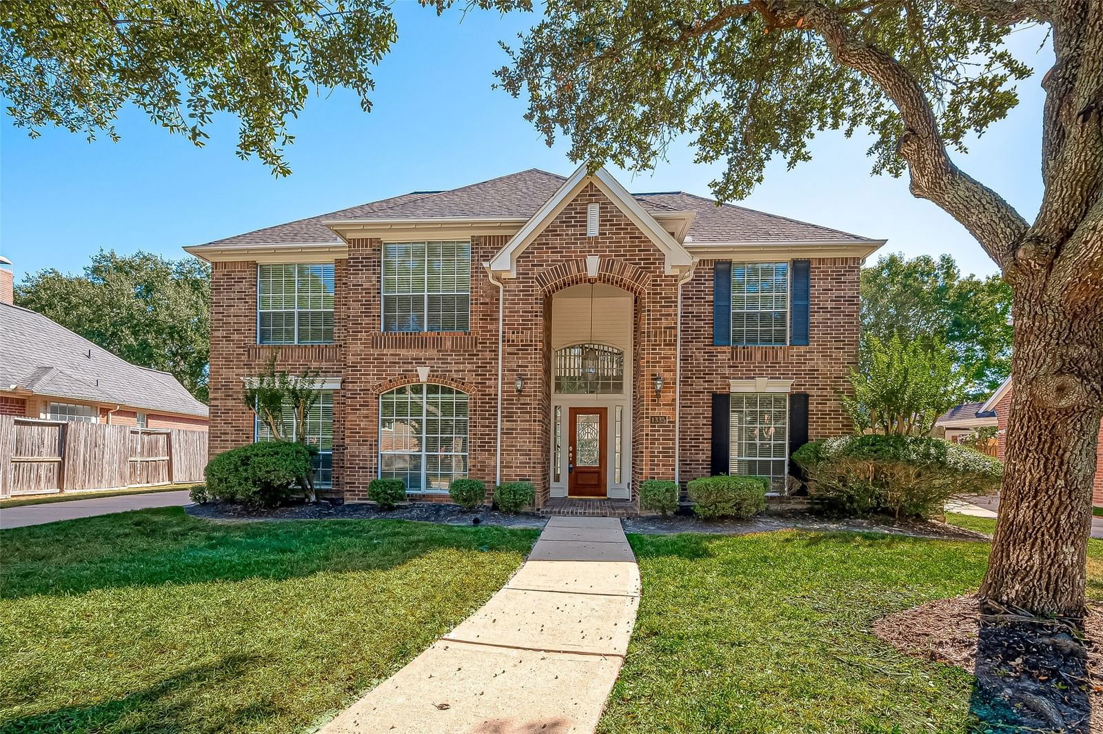 Real estate property located at 1335 Crescent Parkway, Harris, Green Trails Park, Houston, TX, US