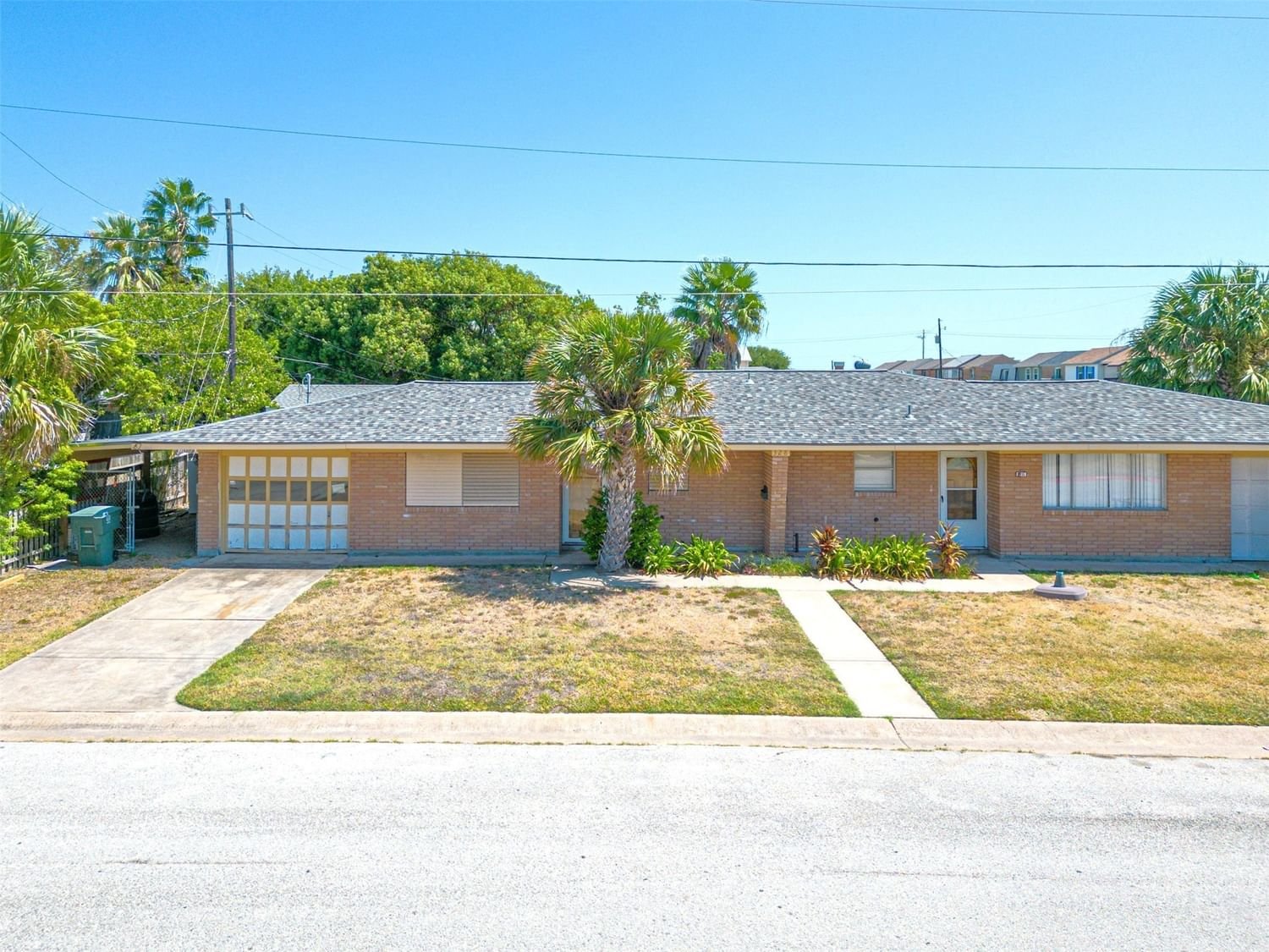 Real estate property located at 328 1st, Galveston, San Marino Sub, Galveston, TX, US