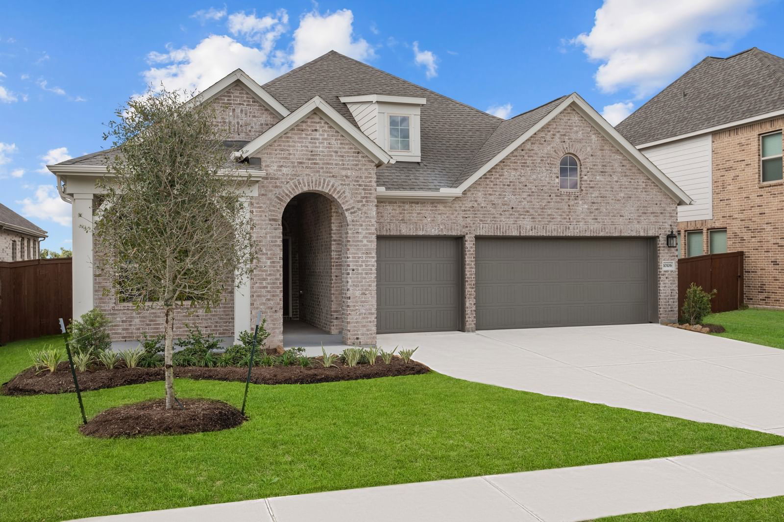 Real estate property located at 10106 Starry Night, Brazoria, Meridiana, Manvel, TX, US