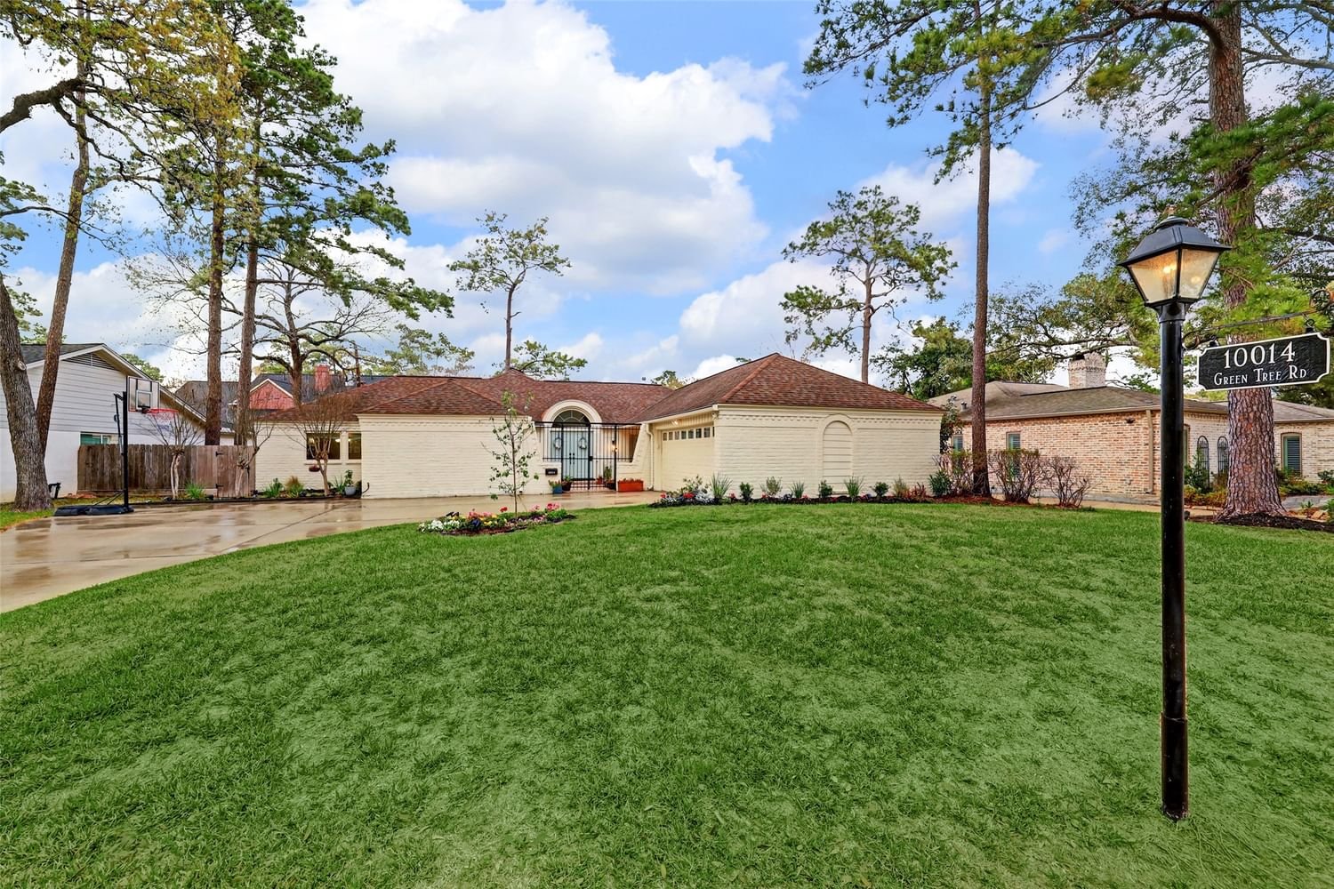 Real estate property located at 10014 Green Tree, Harris, Briargrove Park, Houston, TX, US