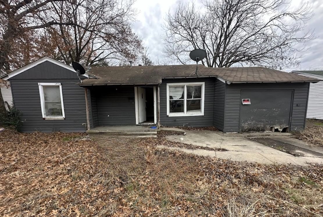 Real estate property located at 312 Mistletoe, Falls, Thomas Place, Marlin, TX, US