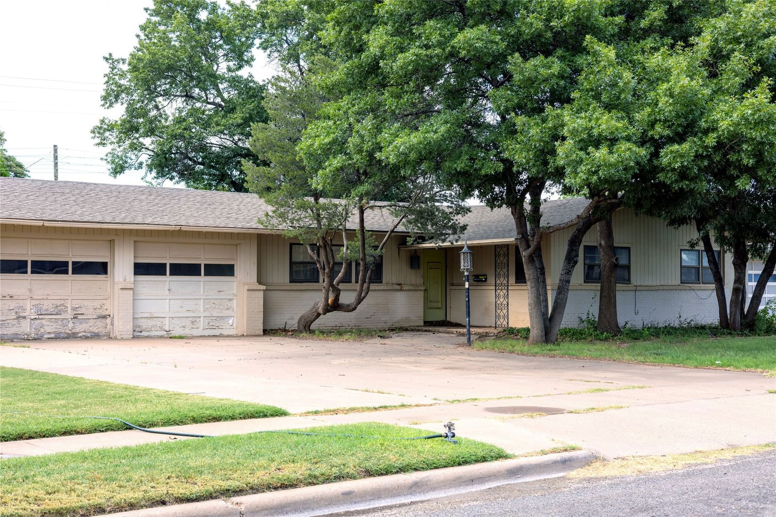 Real estate property located at 2710 61st, Lubbock, Caprock, Lubbock, TX, US