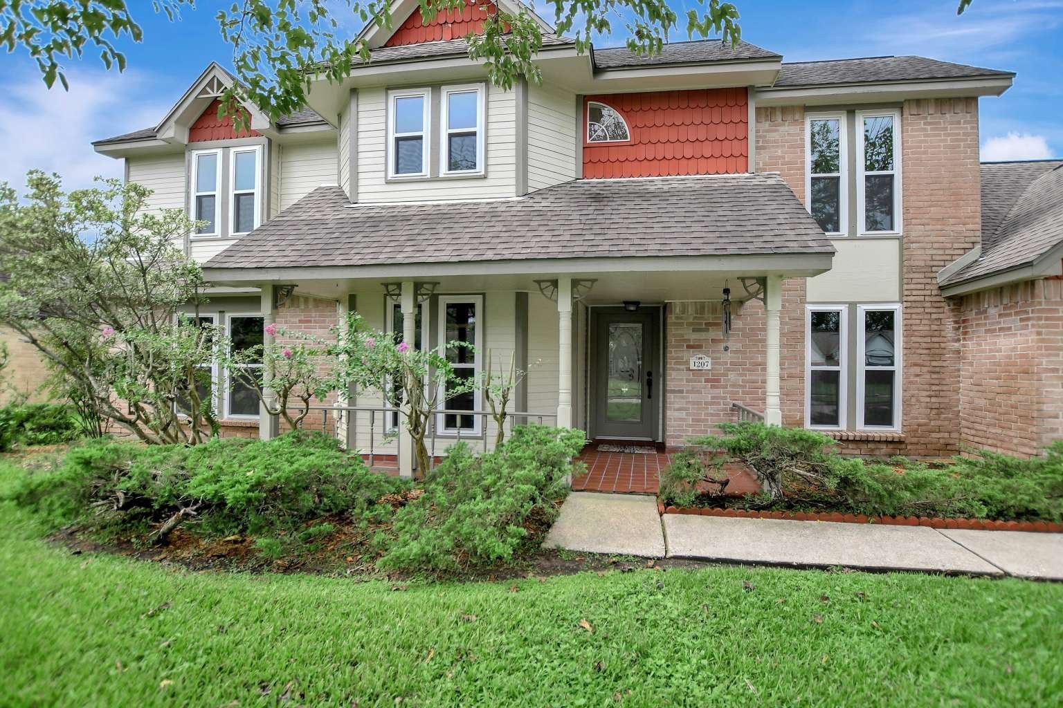 Real estate property located at 1207 Osborne, Galveston, Regency Estates 1, Friendswood, TX, US