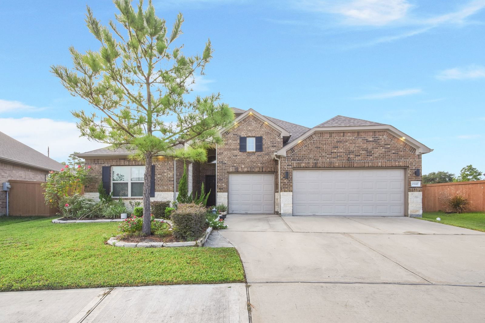 Real estate property located at 15327 Mortlich Gardens, Harris, Balmoral Sec 13, Humble, TX, US