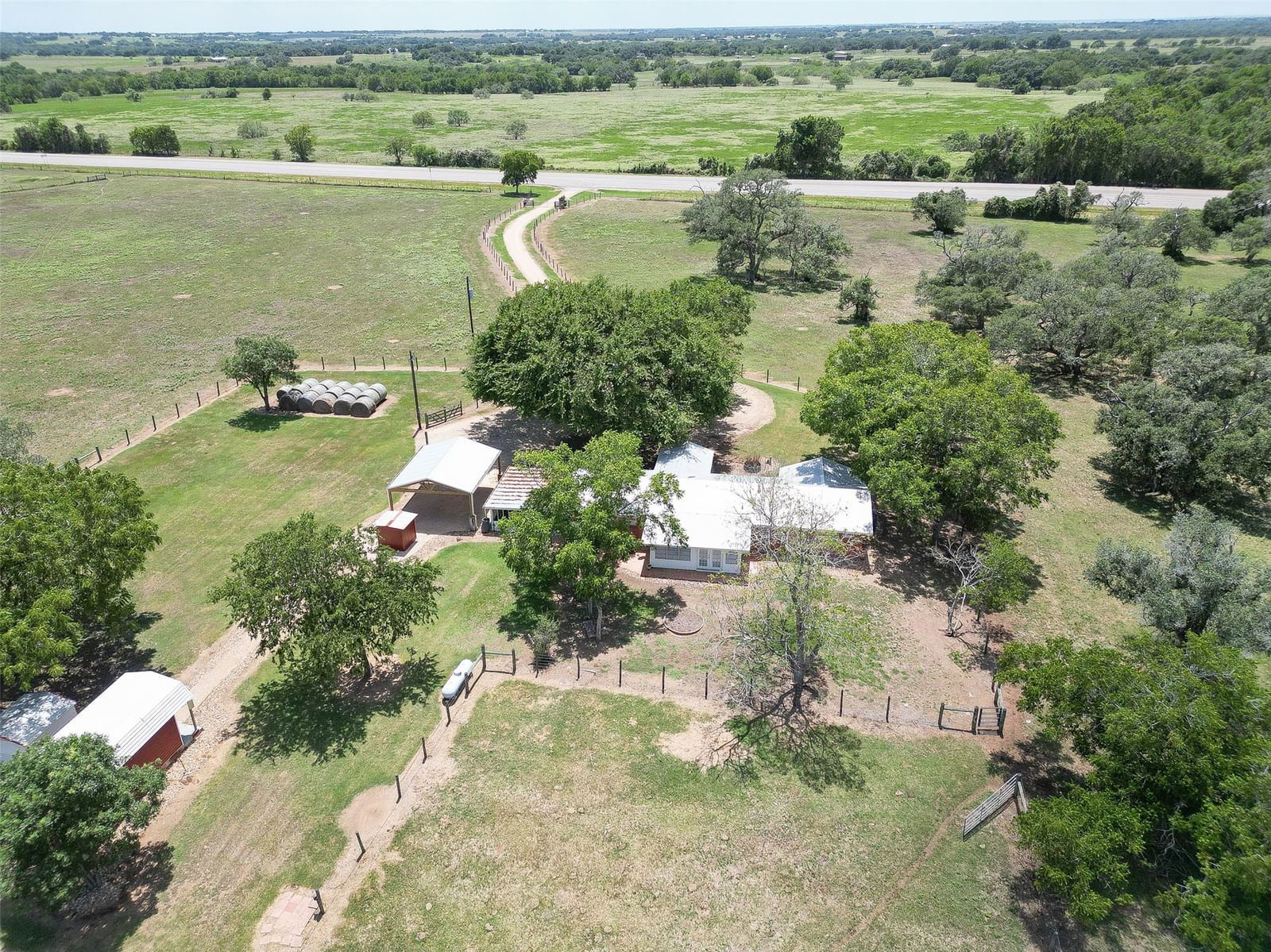 Real estate property located at 7841 US Hwy 77, Lavaca, N/A, Hallettsville, TX, US