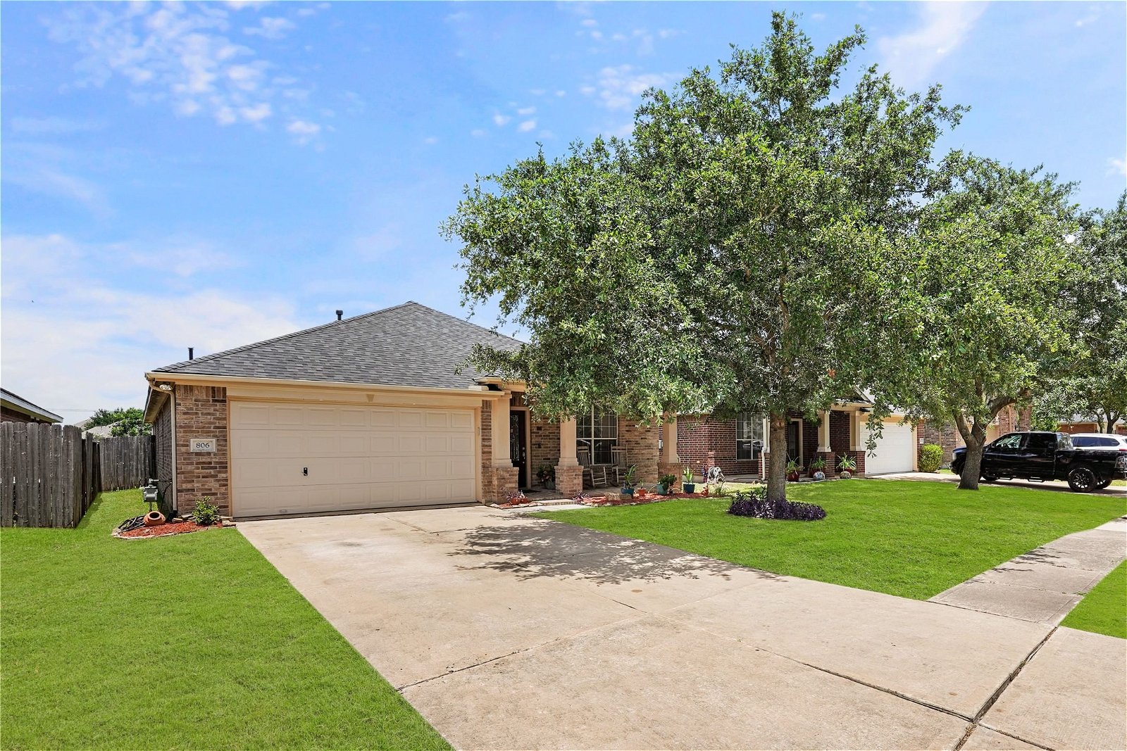 Real estate property located at 806 Pickett Hill, Fort Bend, Rosenberg, TX, US