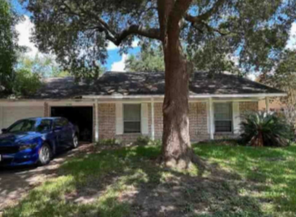 Real estate property located at 2106 Yorktown, Galveston, League City, TX, US