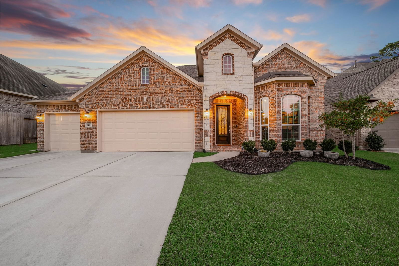 Real estate property located at 24111 Rosedale Oaks, Harris, Inway Oaks Estates, Spring, TX, US