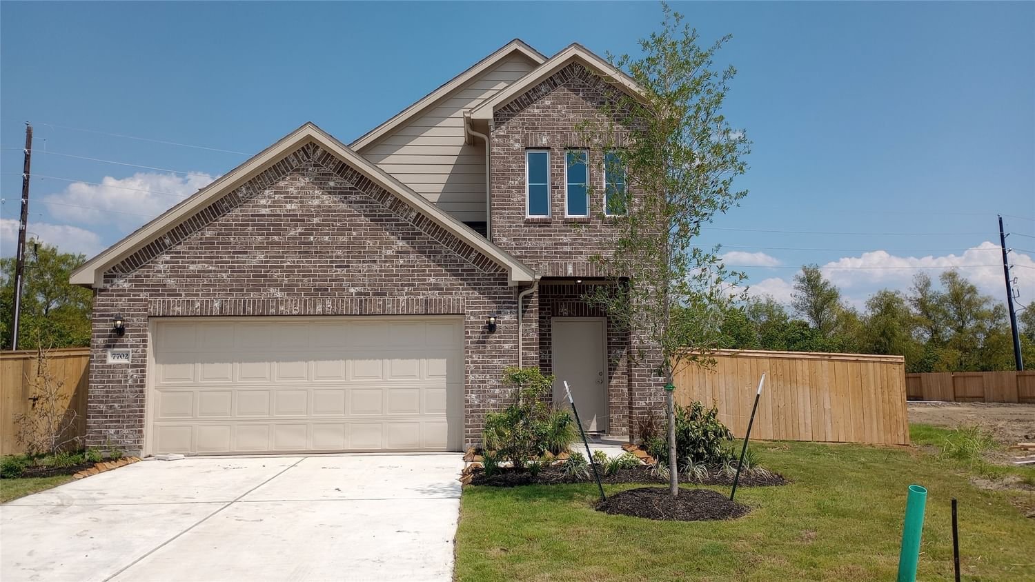 Real estate property located at 7702 Beaufort, Chambers, Baytown, TX, US