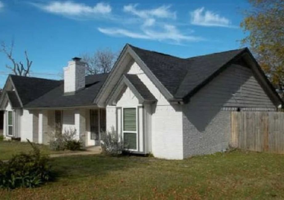 Real estate property located at 6701 Greenacres, Tarrant, Foster Village Add, North Richland Hills, TX, US