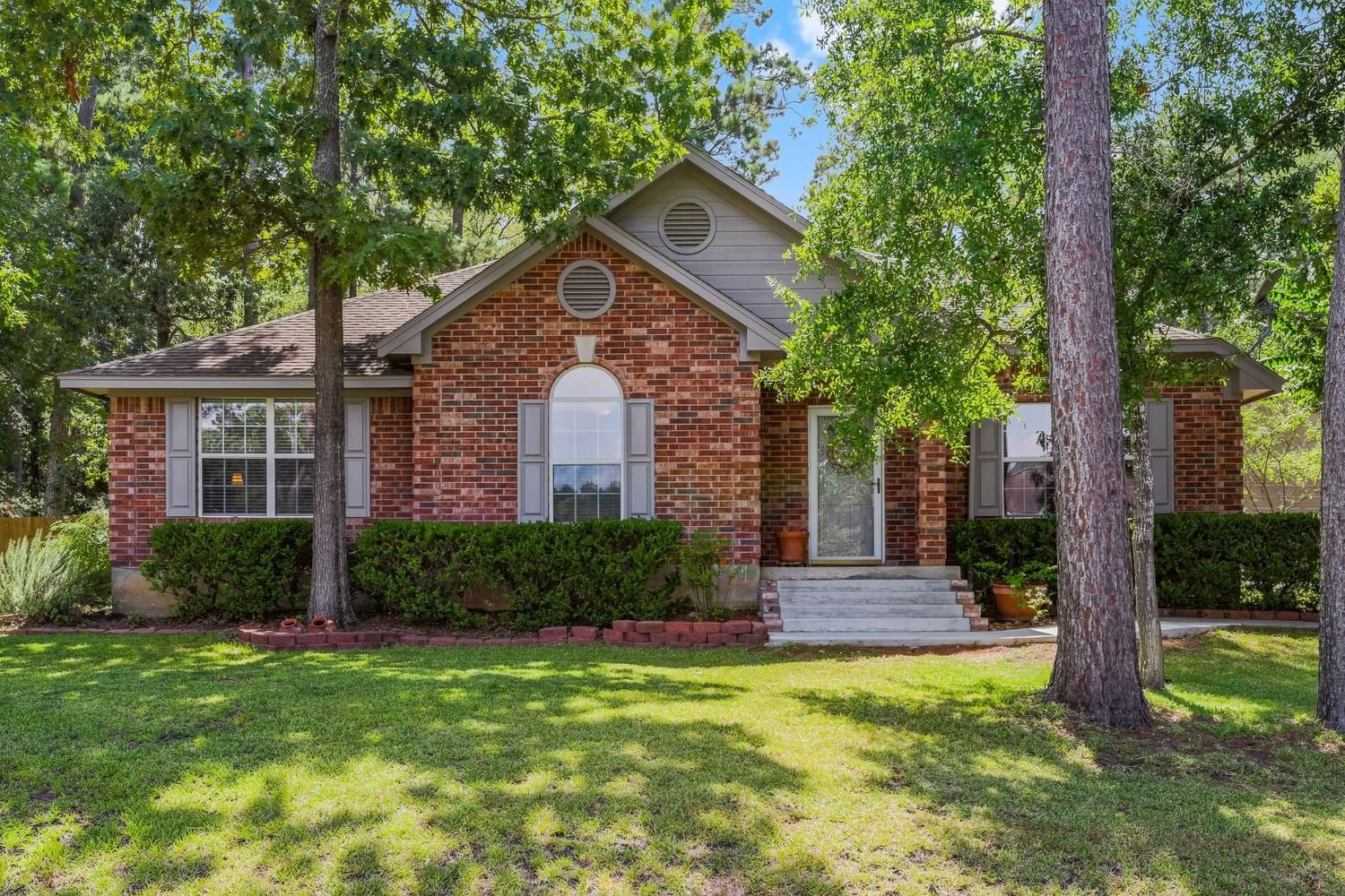 Real estate property located at 631 Lake Grove, San Jacinto, Coldspring, TX, US
