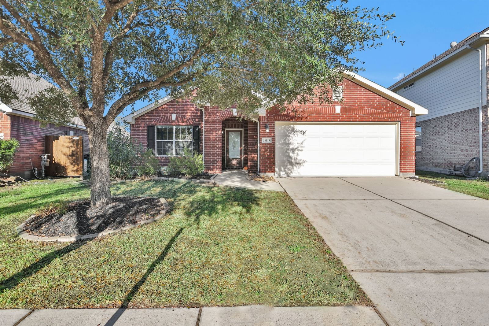 Real estate property located at 30315 Legacy Pines, Montgomery, Canyon Gate At Legends Ranch, Spring, TX, US