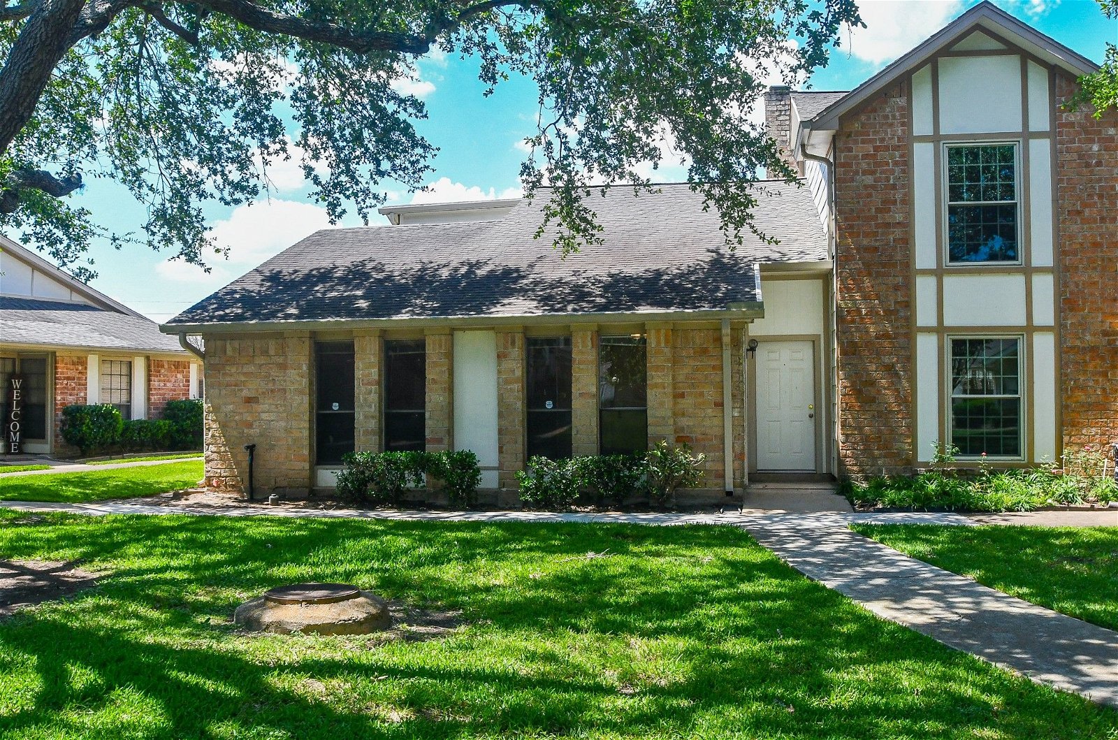 Real estate property located at 24 Warwick, Fort Bend, Missouri City, TX, US