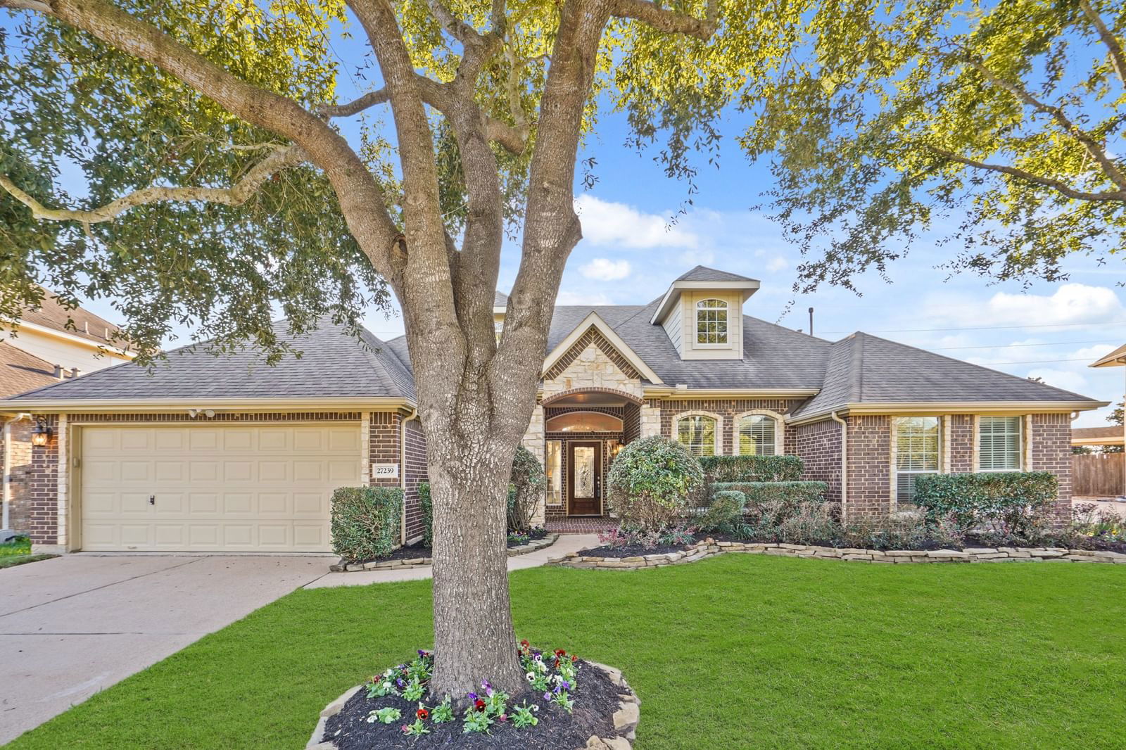 Real estate property located at 27239 Cypress Springs, Harris, Cypress Crk Lakes, Cypress, TX, US