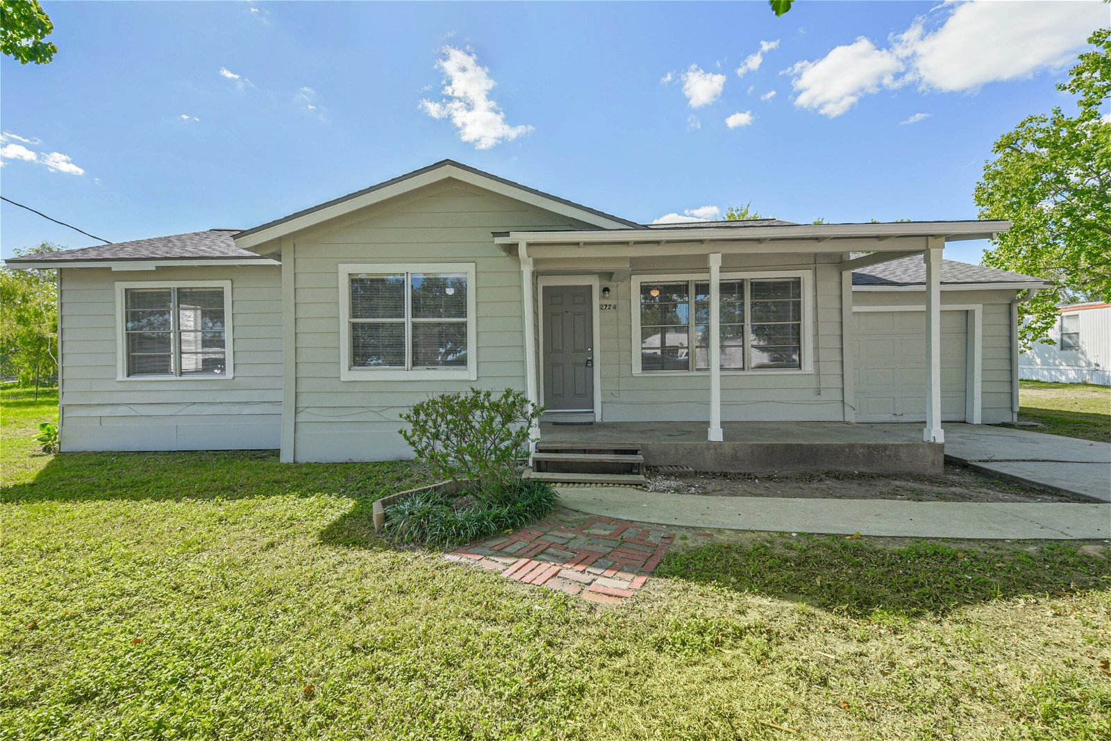 Real estate property located at 2724 Shanks, Brazoria, Angleton, TX, US
