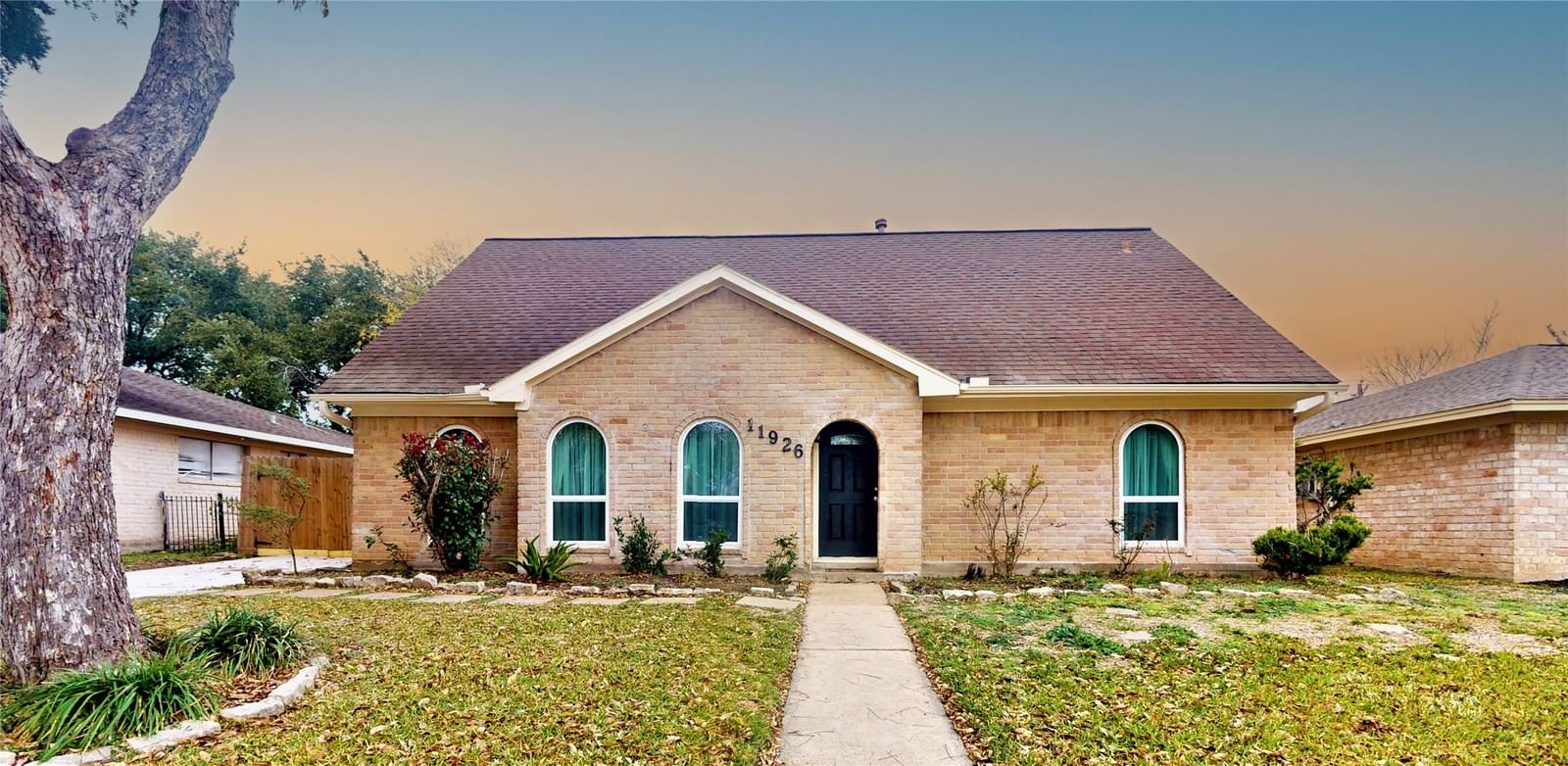 Real estate property located at 11926 Monticeto, Fort Bend, Meadows Sec 2, Meadows Place, TX, US