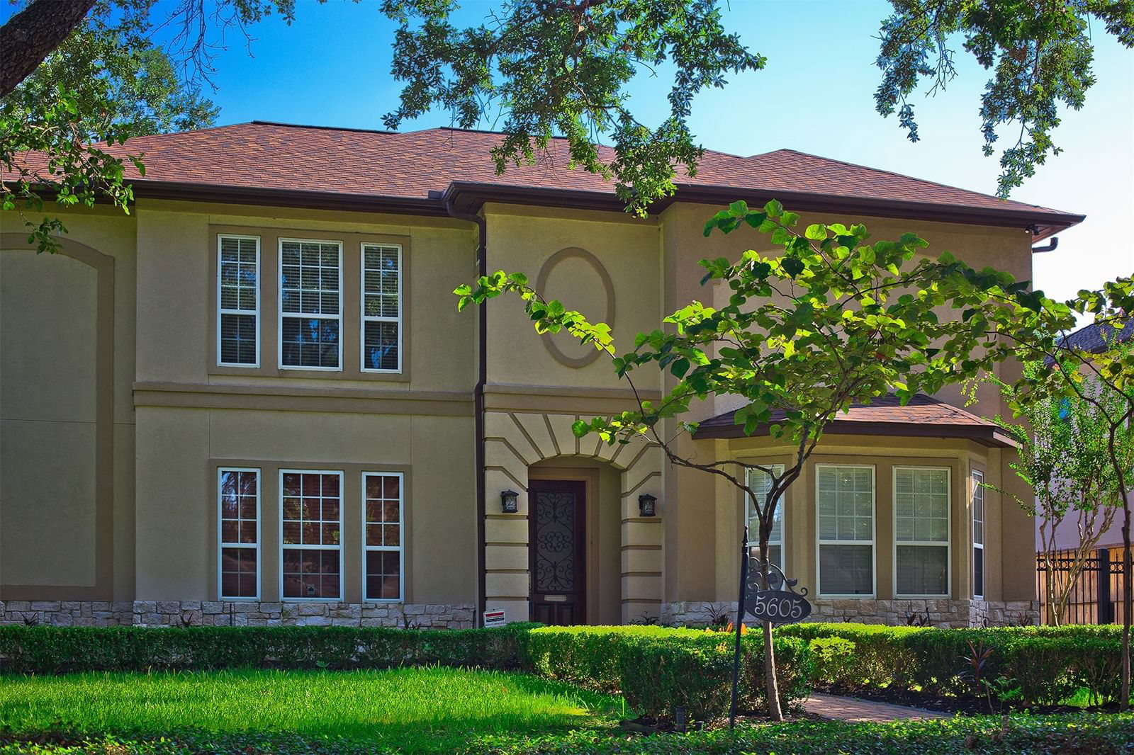 Real estate property located at 5605 Whitehaven, Harris, Braeburn Club Estates Sec 03, Bellaire, TX, US