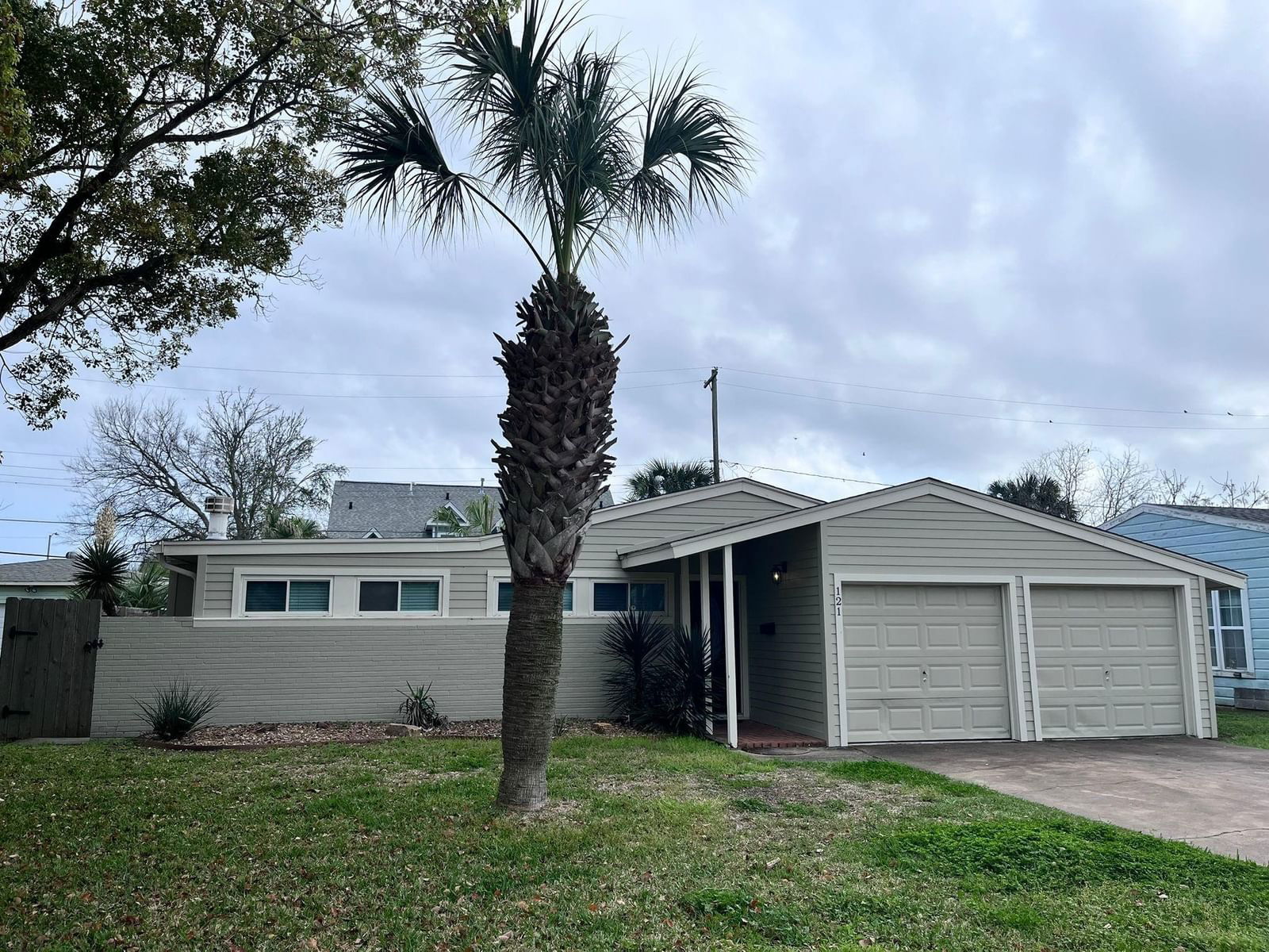 Real estate property located at 121 Bonita Avenue, Galveston, Lindale Park, Galveston, TX, US