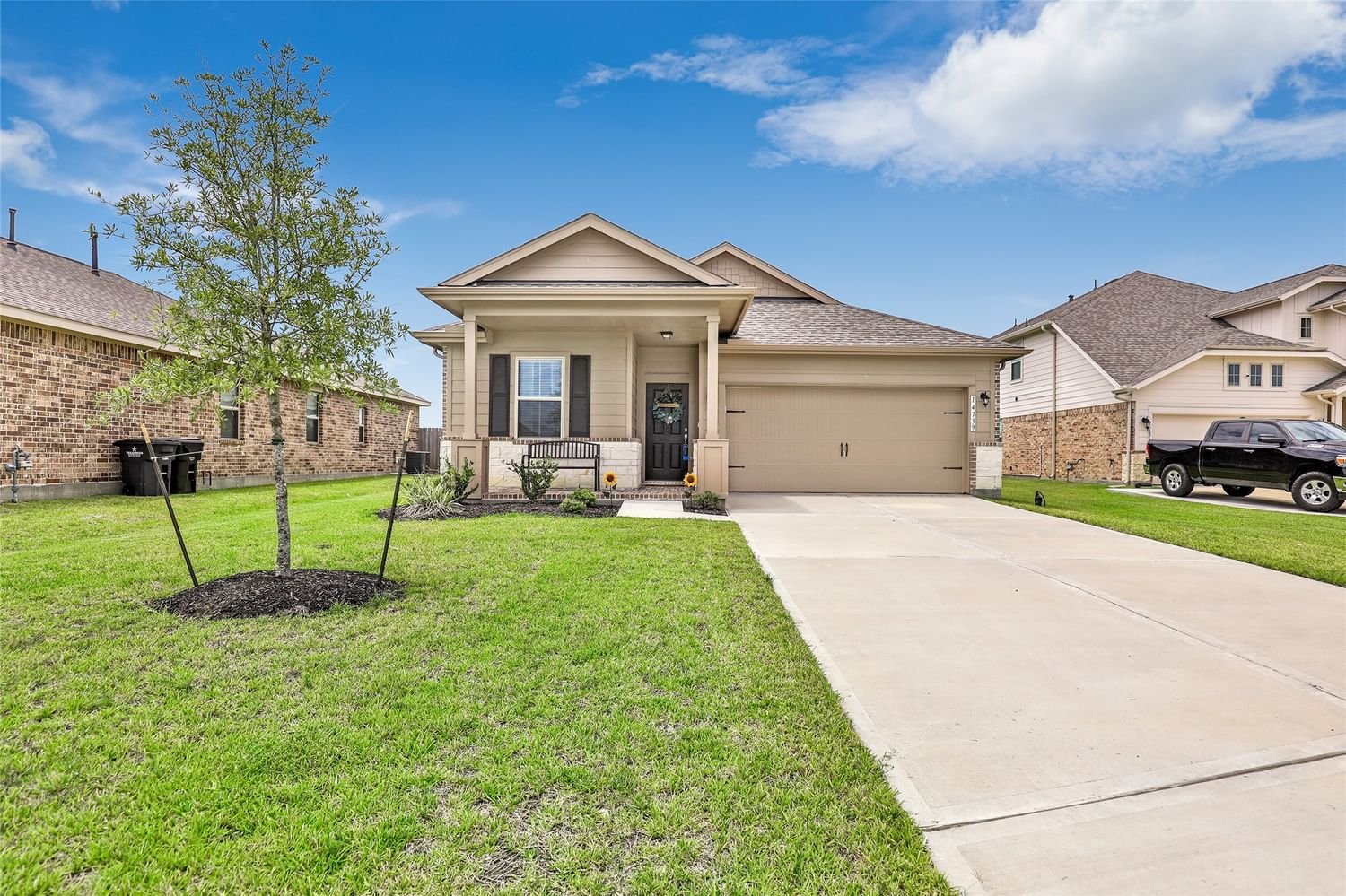 Real estate property located at 14739 Sweetwater, Chambers, Baytown, TX, US