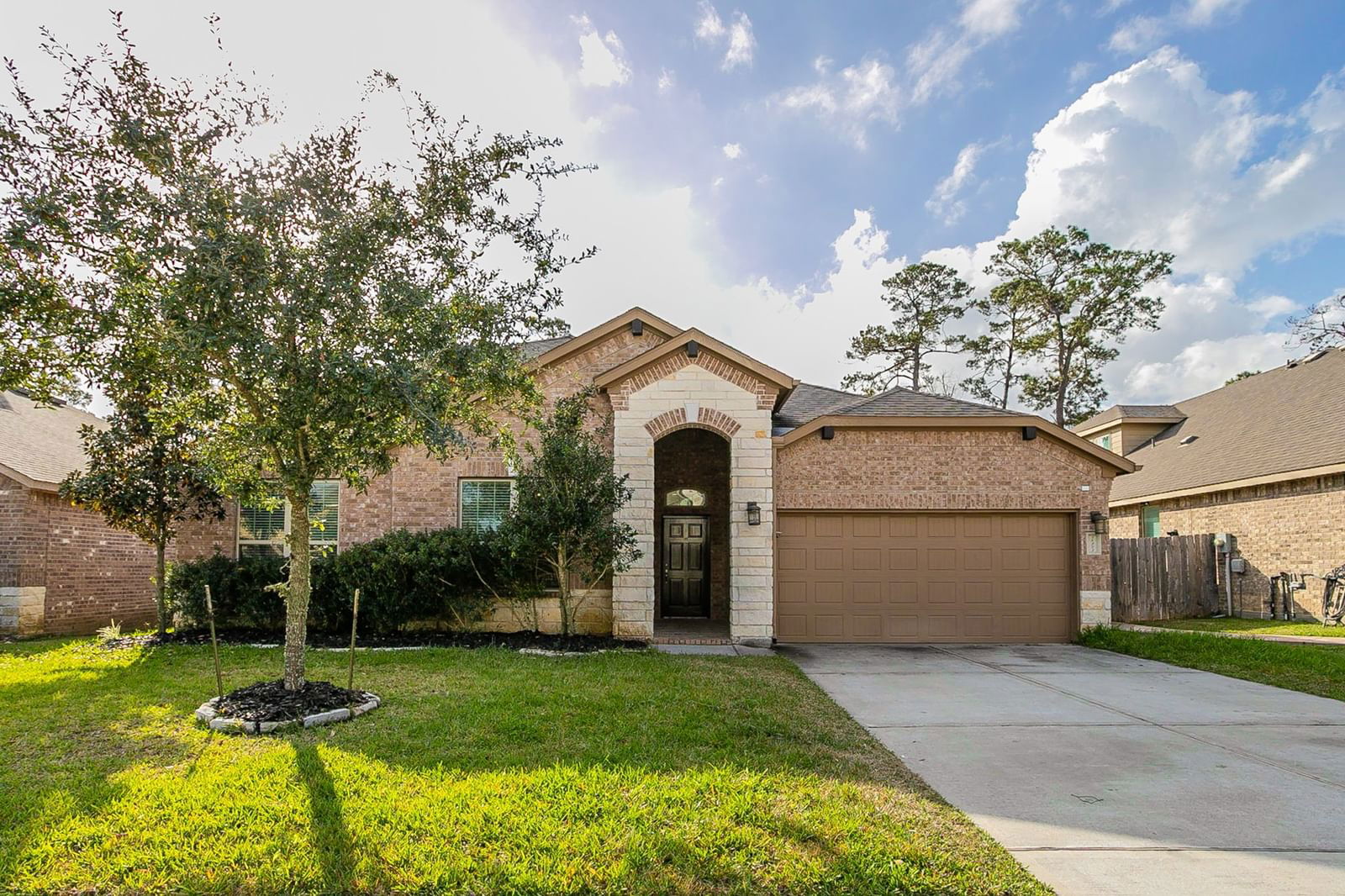 Real estate property located at 18203 Humber River, Harris, Bridges/Lk Houston Sec 7, Houston, TX, US