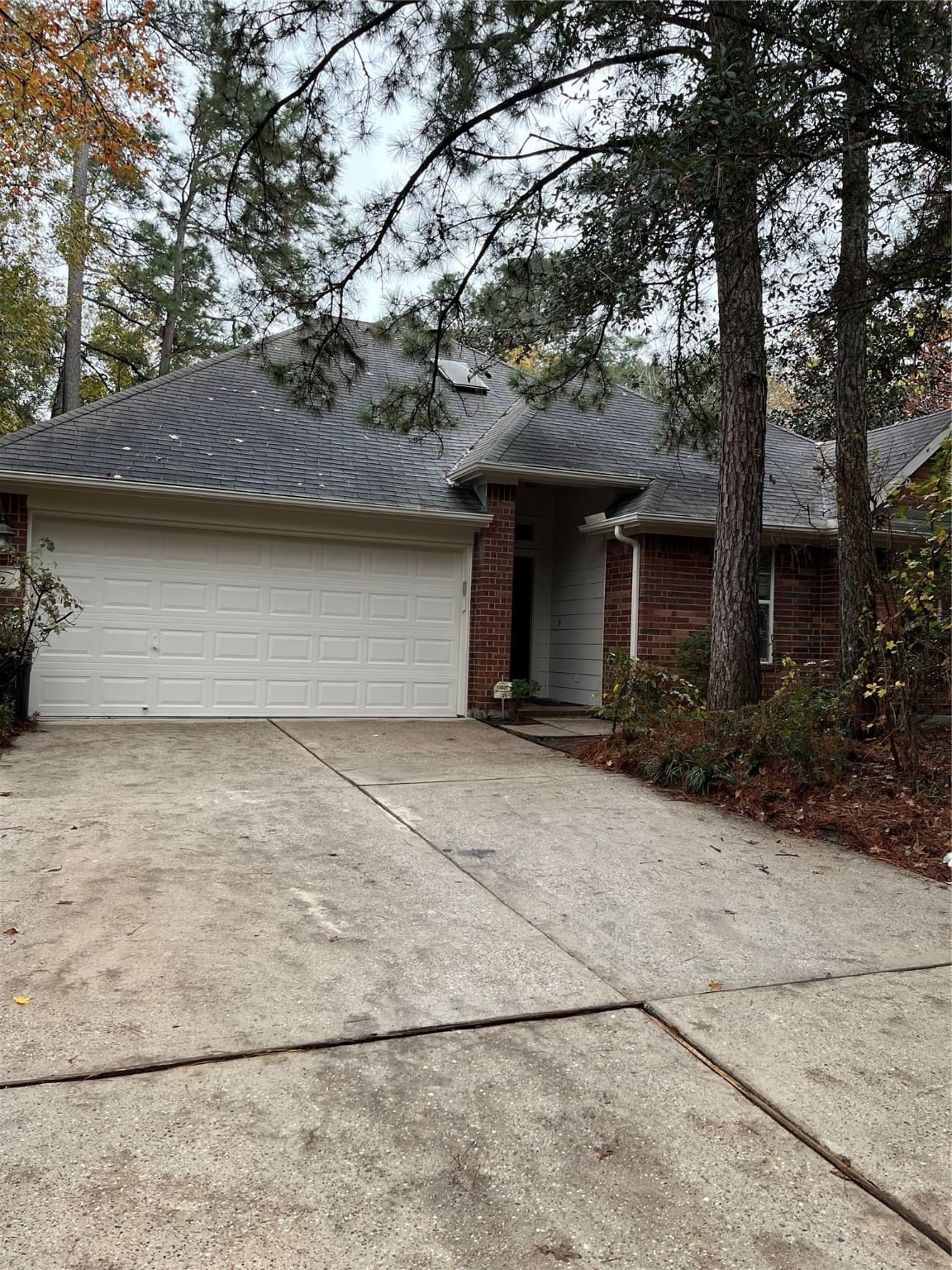 Real estate property located at 2 Orchid Grove Pl, Montgomery, Wdlnds Harpers Lnd College Park, The Woodlands, TX, US