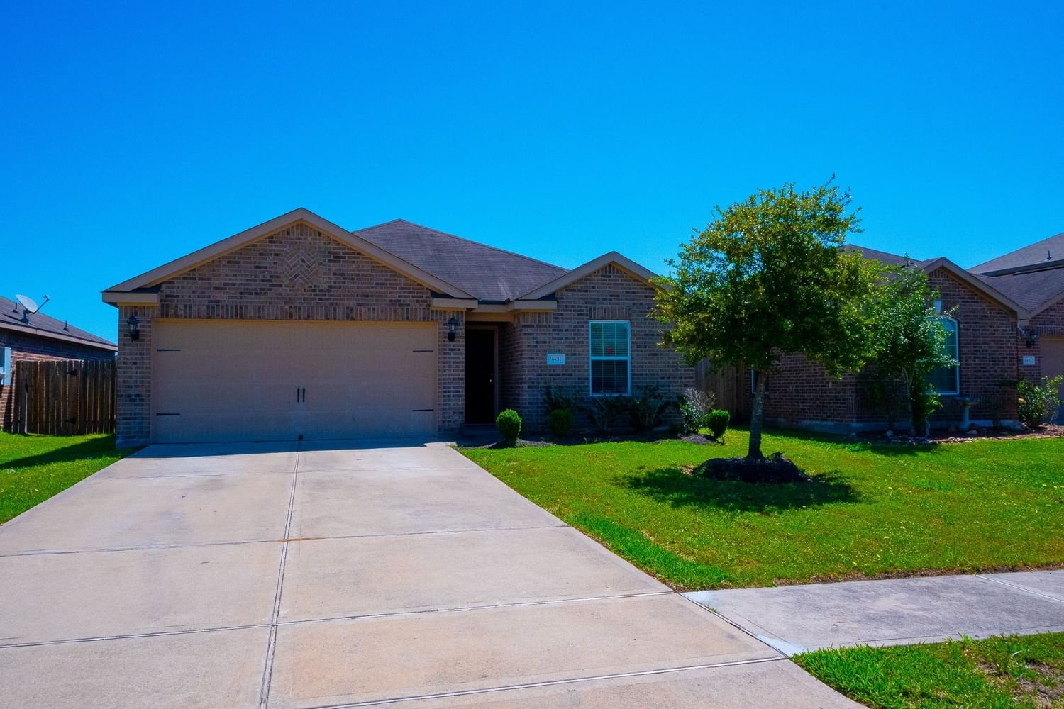 Real estate property located at 9431 Calm Amber, Brazoria, Sterling Lakes West Sec 1 A07, Rosharon, TX, US