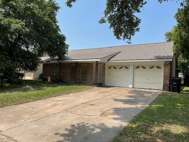 Real estate property located at 7106 Pella Dr, Harris, Sharpstown Country Club Terrac, Houston, TX, US