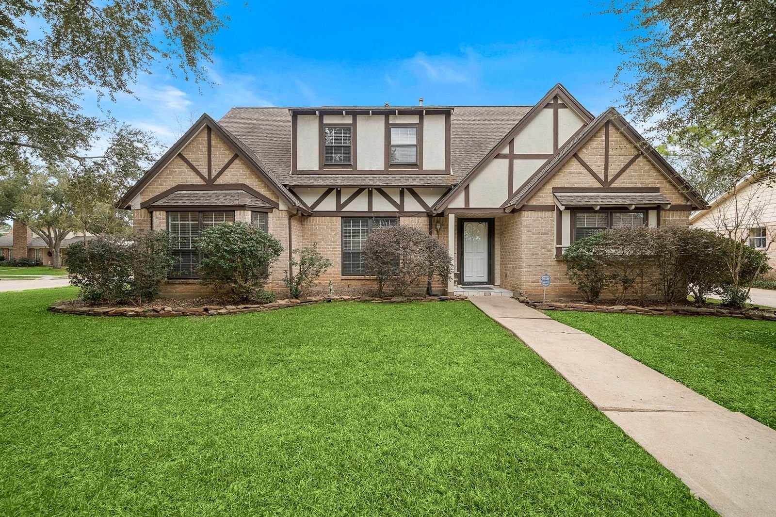 Real estate property located at 2503 Wind Fall, Fort Bend, Williams Grant Sec 1, Sugar Land, TX, US