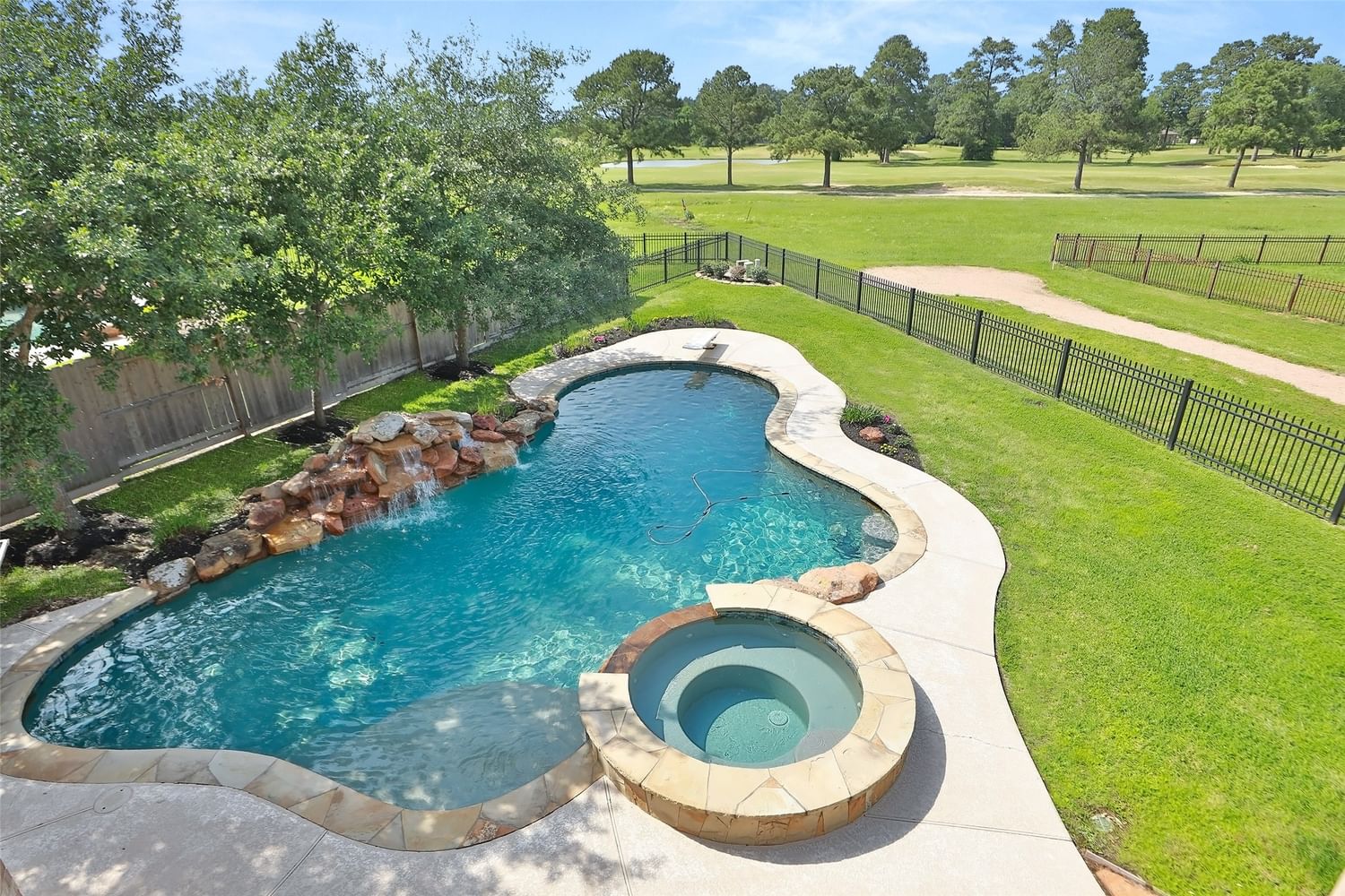 Real estate property located at 18730 Yorkshire Manor, Harris, Gleannloch Farms, Spring, TX, US