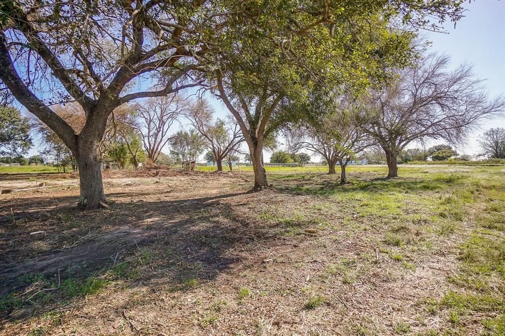 Real estate property located at 3325 FM 360, Fort Bend, Rosenberg, TX, US