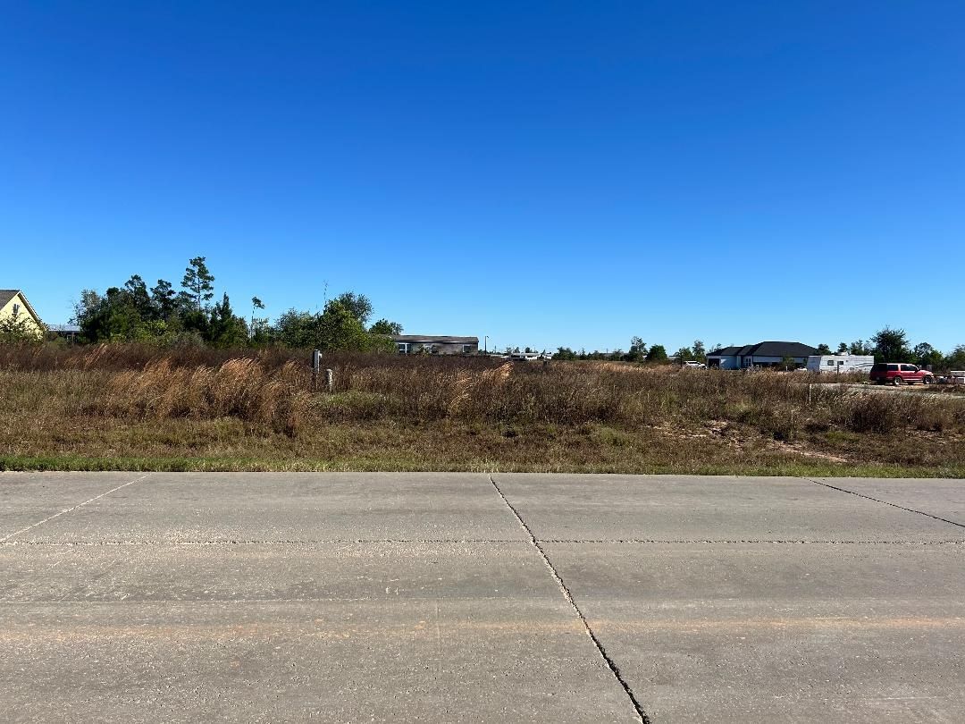 Real estate property located at 5714 Road 5729, Liberty, Santa Fe Sec 8, Cleveland, TX, US