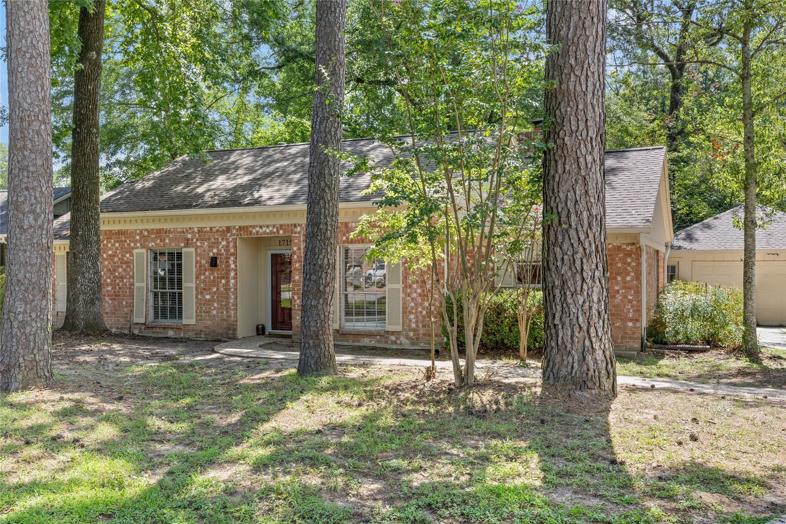 Real estate property located at 1715 Laurel Springs, Harris, Estates Sec 01, Houston, TX, US