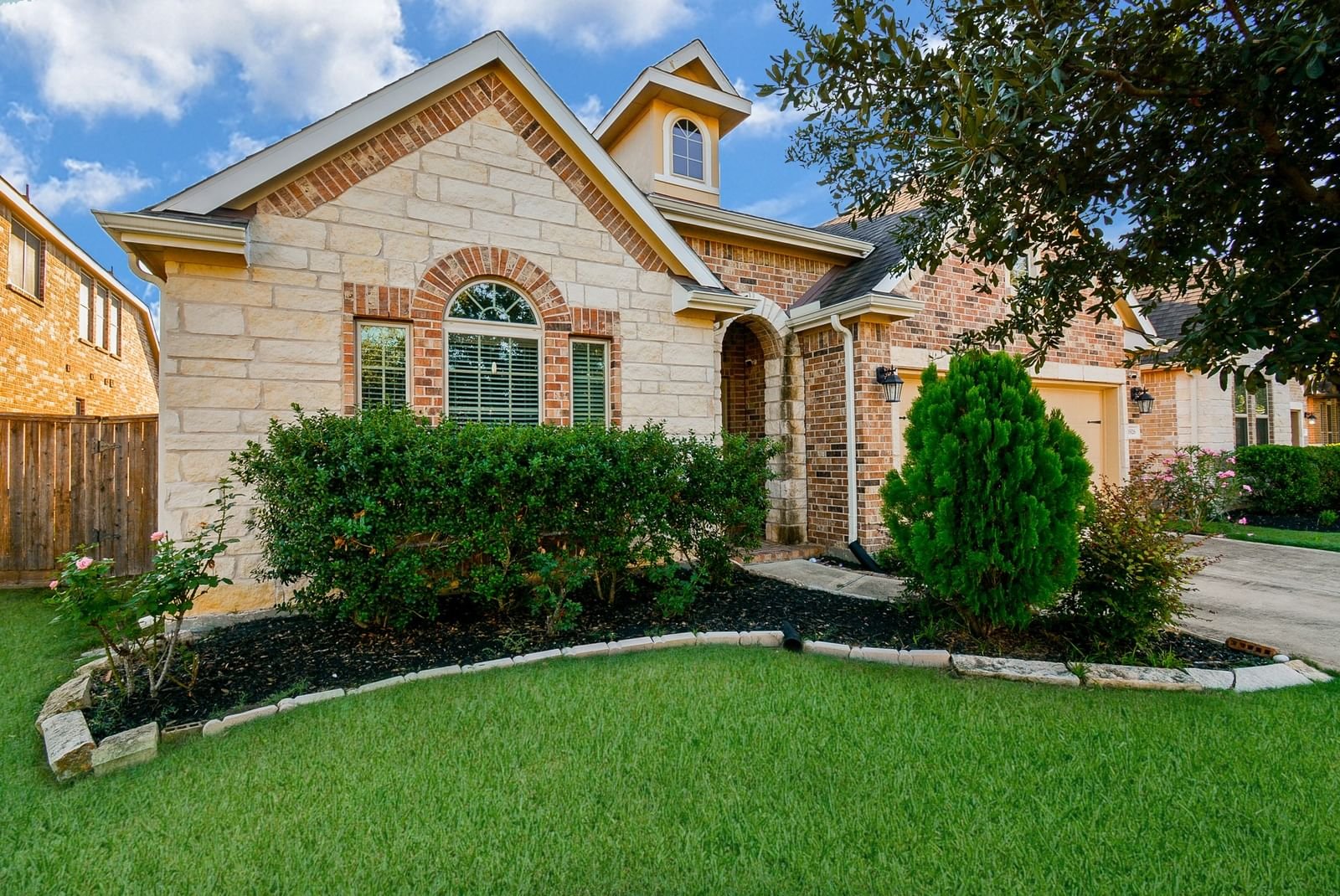 Real estate property located at 11926 Cittanova, Fort Bend, Richmond, TX, US
