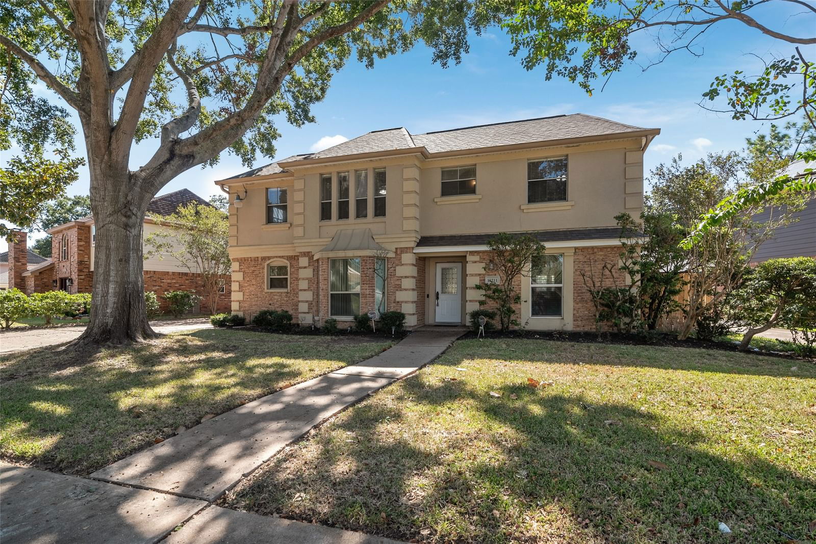 Real estate property located at 15711 Ensenada, Fort Bend, Mission Bend San Miguel Sec 1, Houston, TX, US