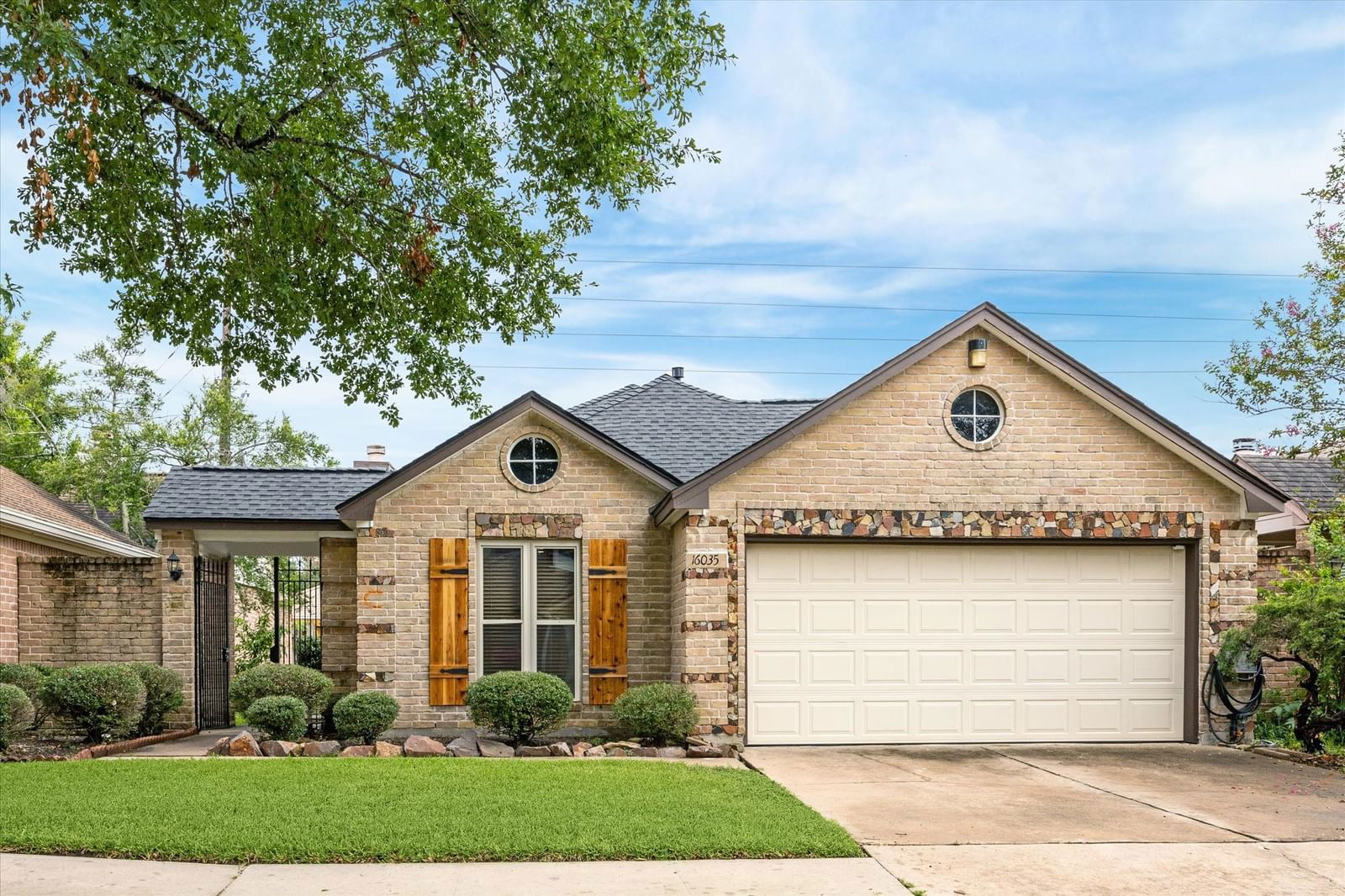 Real estate property located at 16035 Hidden Acres, Harris, Bear Creek Village Sec 14, Houston, TX, US